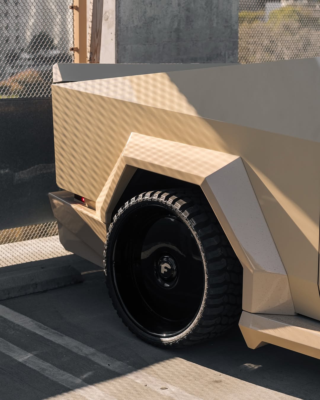宽体CYBERTRUCK#改装 