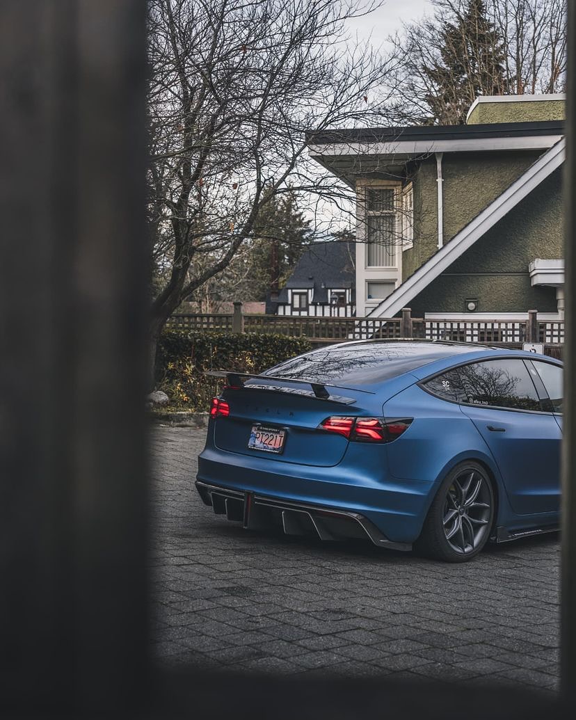 周日教堂

🚗 @afina_tm3 
🏡 BC @teslaclubofamerica