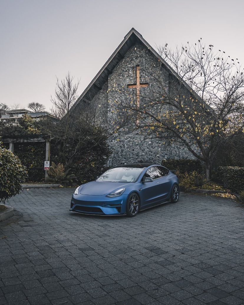 周日教堂

🚗 @afina_tm3 
🏡 BC @teslaclubofamerica