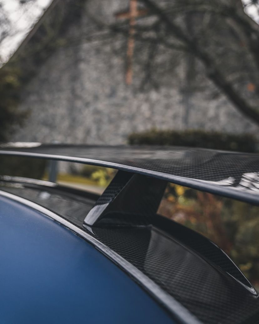 周日教堂

🚗 @afina_tm3 
🏡 BC @teslaclubofamerica