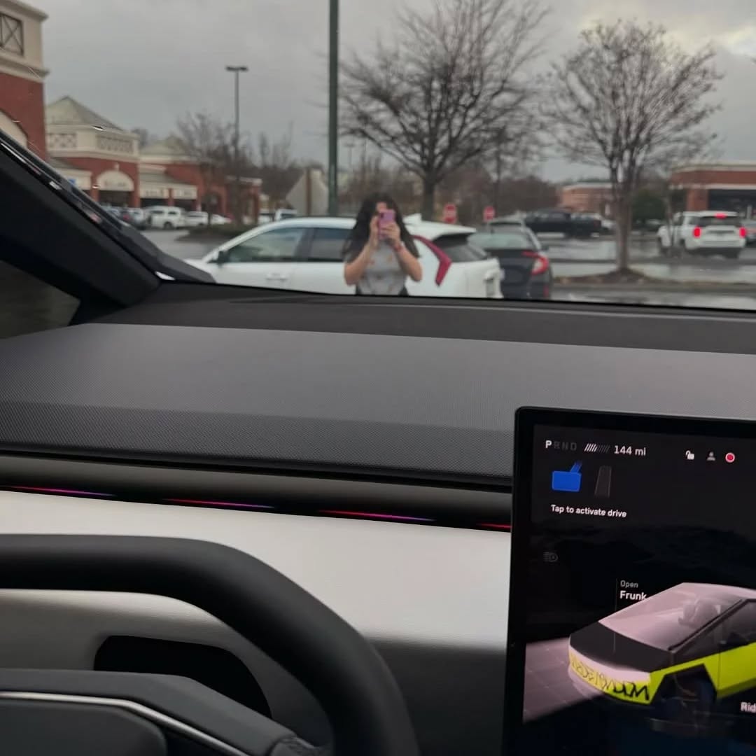 评分这个mod😍😍🙌yaayy或naay？

@ralphylondon @teslanews247