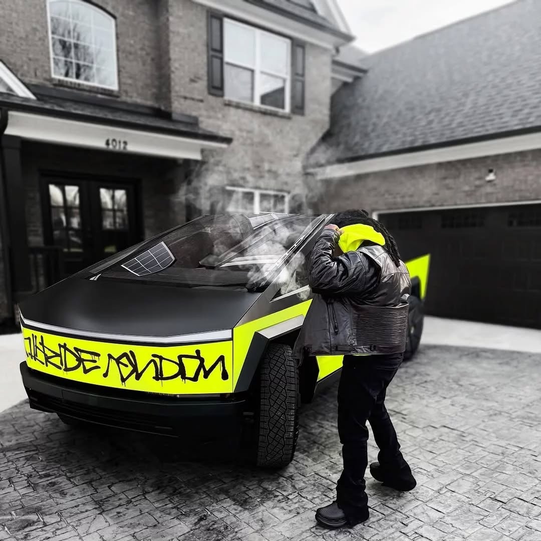 评分这个mod😍😍🙌yaayy或naay？

@ralphylondon @teslanews247