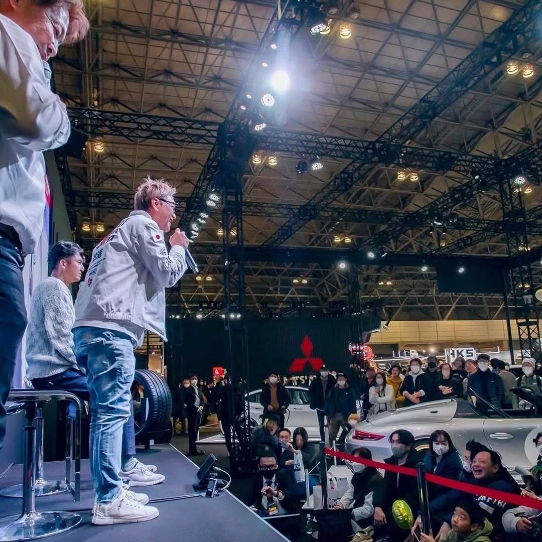 就像，评论，shARe，TAG，关注，保存和炸毁我的通知，以引起注意并在此页面中出现。 @teslanews247