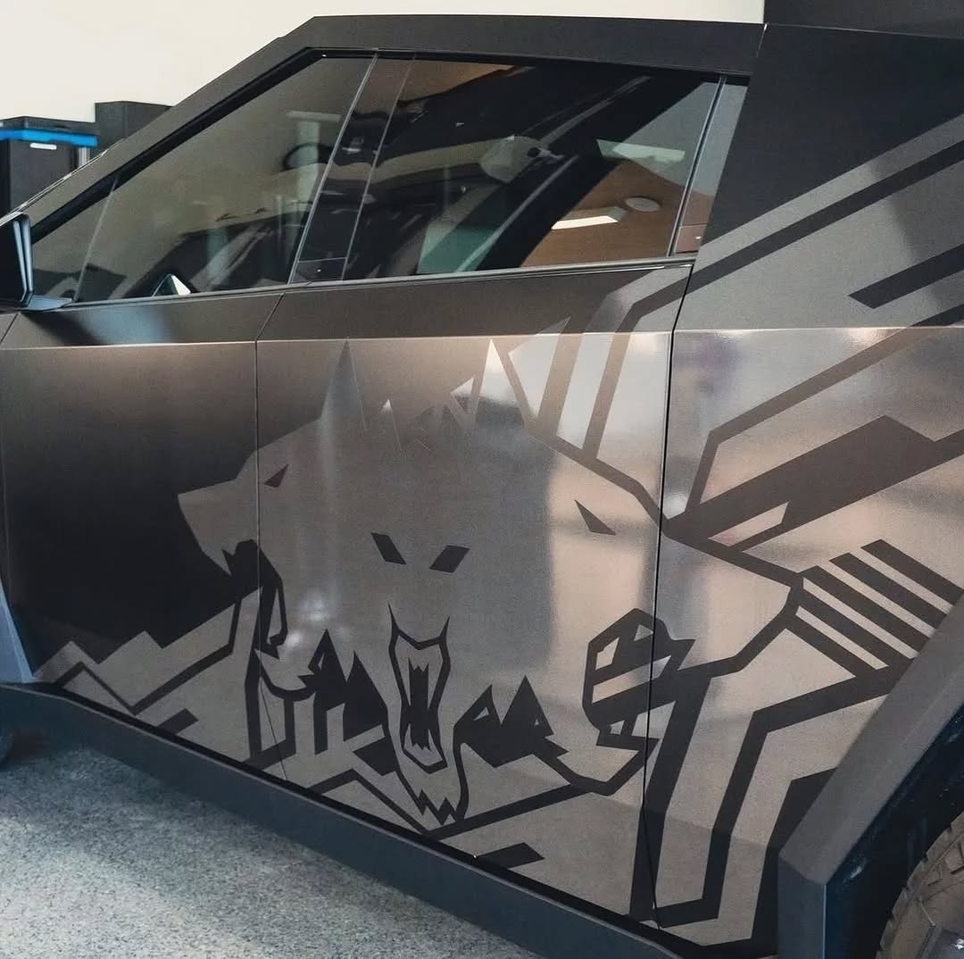 确保您一直滑动到正确 - 最佳角度😍👌 @teslanews247