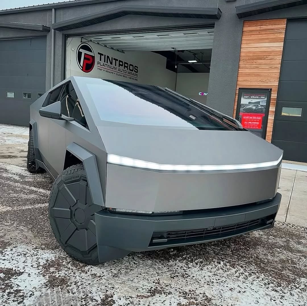 确保您一直滑动到正确 - 最佳角度😍👌 @teslanews247