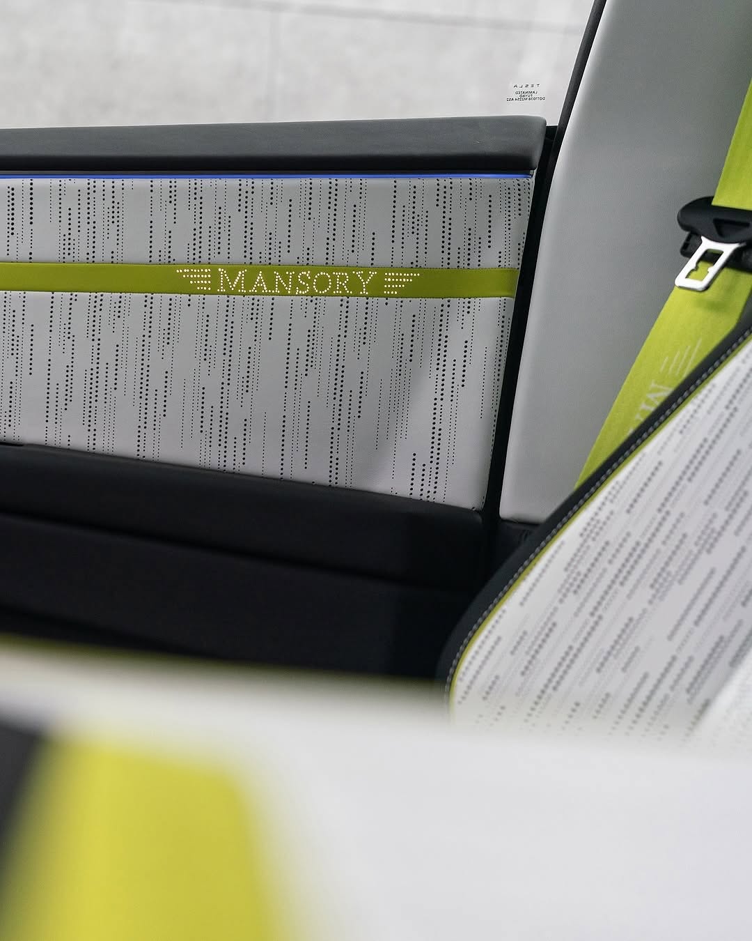 星期一ProgrAM：@mansory @teslaclubofamerica