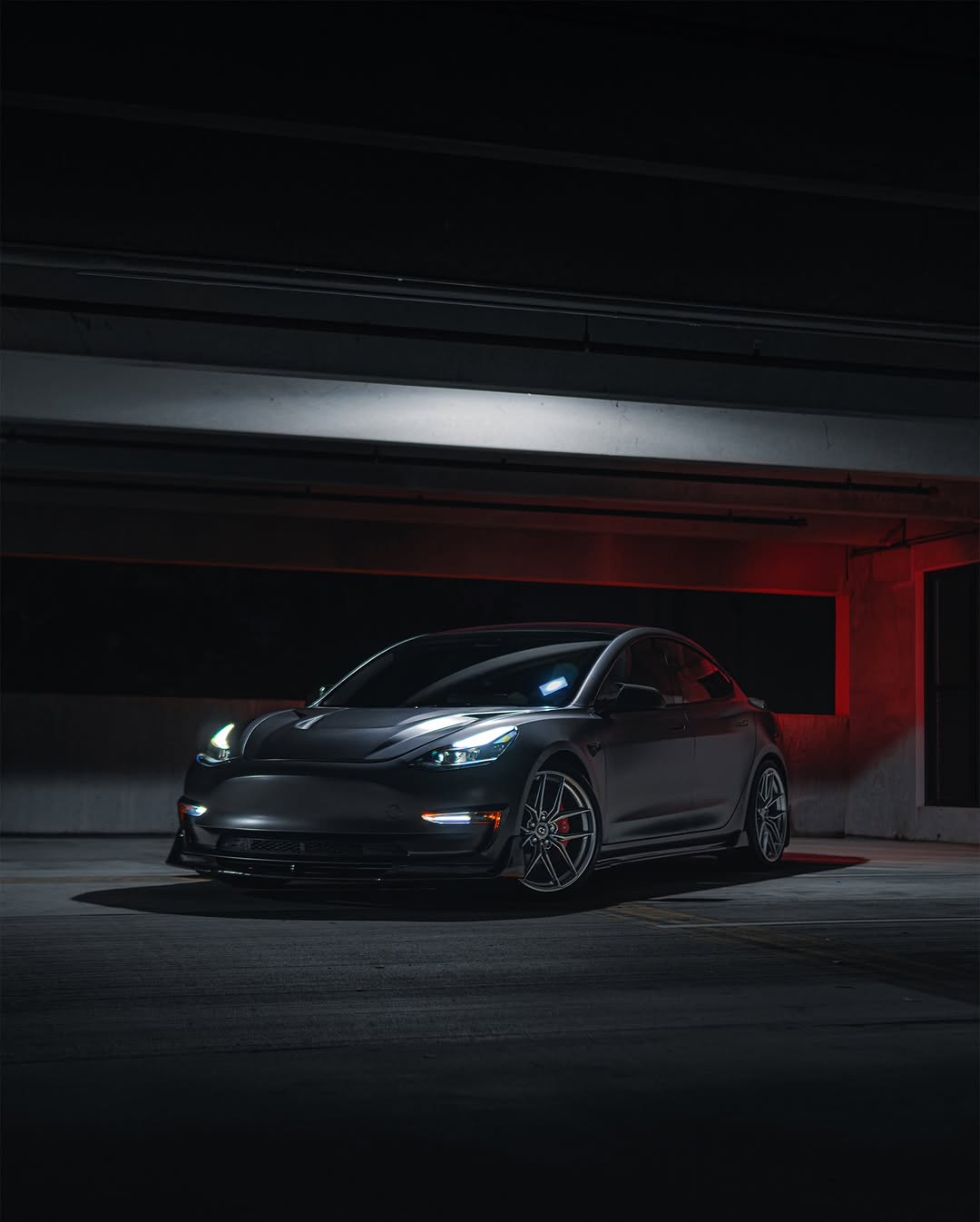 🔵在觉醒之前🔴

mods列表➡️httPS：//linktr.ee/rawthemonster

@sonyalphaA6400 + Sigma 30m F1.4

 - 
 - 
 - 
 -
#tesla #modifiedtesla #teslamotors #photography #teslamodel3 #cars #electriccar #teslalife #teslacars #teslaowner #carsofinstagram #carporn #satin #satindarkgrey #wrap #car #carphotography #sonyalpha #sonya6400 #ocala #florida #robotcraftsman #vorsteiner #hre #hrewheels #sololeveling @rawthemonster_