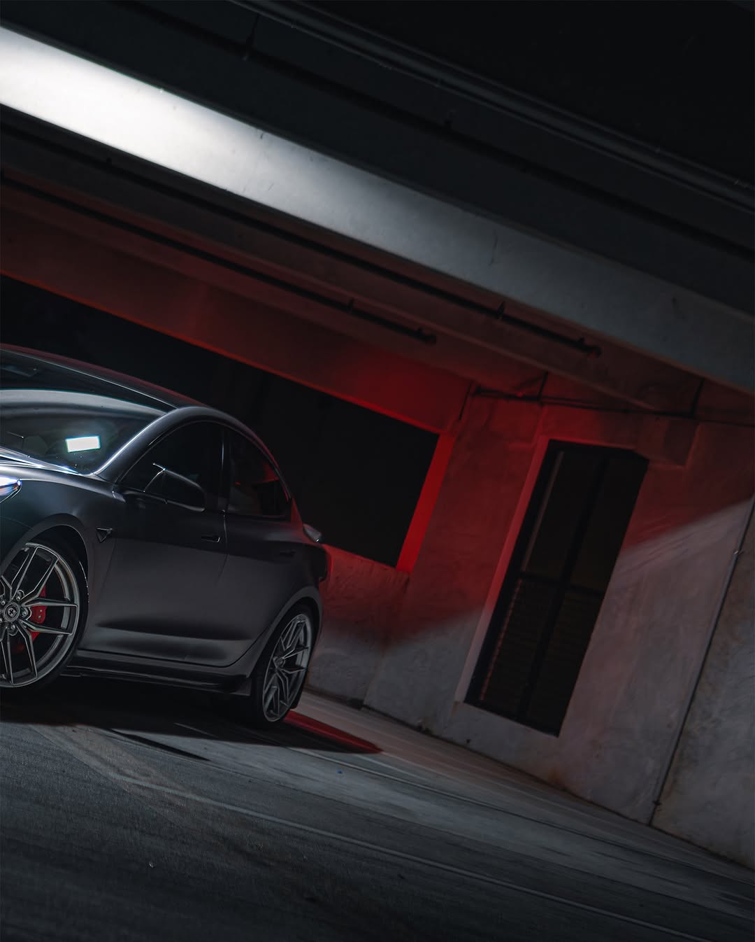 🔵在觉醒之前🔴

mods列表➡️httPS：//linktr.ee/rawthemonster

@sonyalphaA6400 + Sigma 30m F1.4

 - 
 - 
 - 
 -
#tesla #modifiedtesla #teslamotors #photography #teslamodel3 #cars #electriccar #teslalife #teslacars #teslaowner #carsofinstagram #carporn #satin #satindarkgrey #wrap #car #carphotography #sonyalpha #sonya6400 #ocala #florida #robotcraftsman #vorsteiner #hre #hrewheels #sololeveling @rawthemonster_