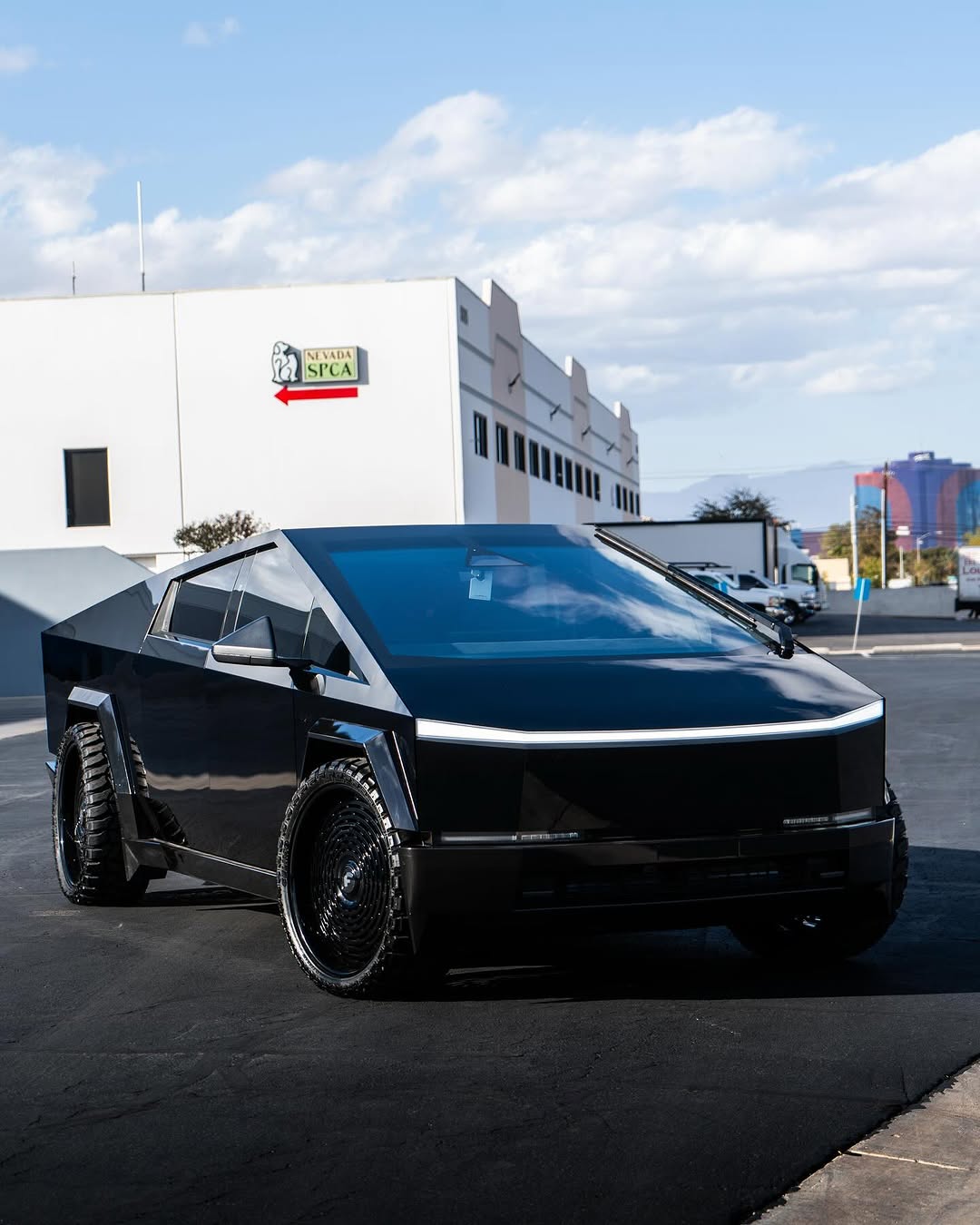 #CyberTruck on #Forgiato @wheels by @dippedautoworks @forgiato