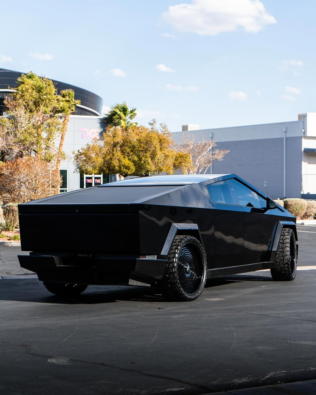 #CyberTruck on #Forgiato @wheels by @dippedautoworks @forgiato