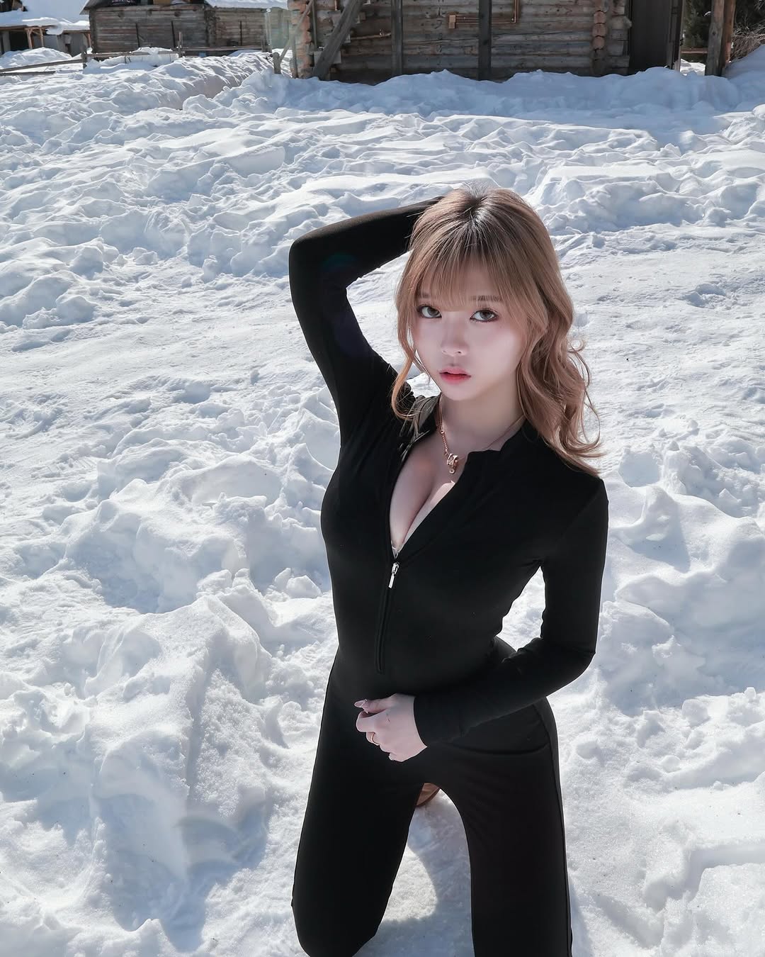 手有点冷可以牵我手吗⛄️🧣 @kimmy_lky