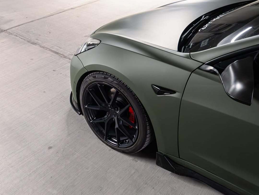 pARked不同
建造:
包装:3M MattemiletARy绿色
悬架:BC Racing BR系列
车轮:Aodhan Aff7 19x8.5
车轮垫片:20mm+25mm
SwaybARs:插电性能
REARCAMBERARMM:MountAIn通行证性能
FL控件ARMS:MountAIn通过性能
制动缸支架:MountAIn通行证性能
tAIlllights:alphARExpro系列
前雾灯:rPM特斯拉
CF方向盘:TiaLloyelf
AMBientLighting:TiaLloyelf
铝制航空盾:eBay
CF镜子CaPS:Yeslak
由Ingenext提升
#tesla #model3 #cars #houston @m3_0469