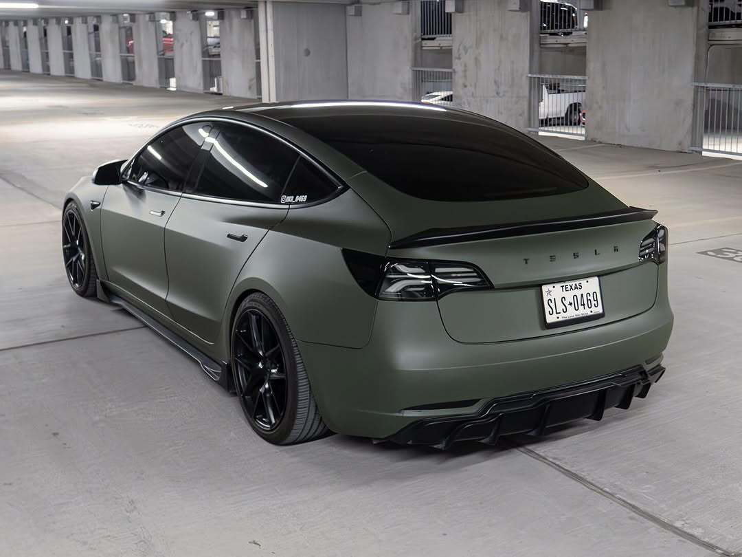 pARked不同
建造:
包装:3M MattemiletARy绿色
悬架:BC Racing BR系列
车轮:Aodhan Aff7 19x8.5
车轮垫片:20mm+25mm
SwaybARs:插电性能
REARCAMBERARMM:MountAIn通行证性能
FL控件ARMS:MountAIn通过性能
制动缸支架:MountAIn通行证性能
tAIlllights:alphARExpro系列
前雾灯:rPM特斯拉
CF方向盘:TiaLloyelf
AMBientLighting:TiaLloyelf
铝制航空盾:eBay
CF镜子CaPS:Yeslak
由Ingenext提升
#tesla #model3 #cars #houston @m3_0469