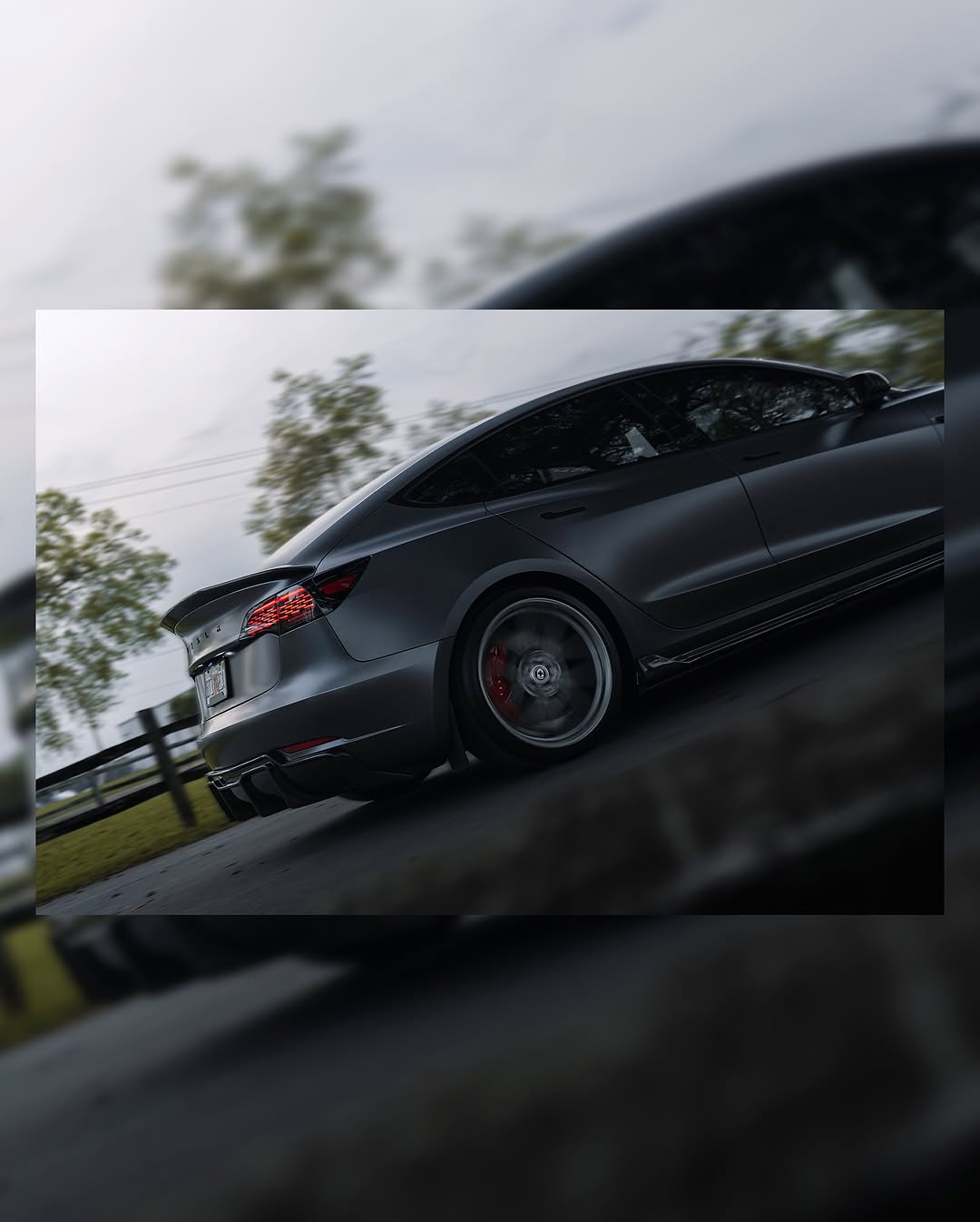 缎面结束。原始意图。

@sonyalphaA6400 + Sigma 30m F1.4

 - 
 - 
 - 
 -
#tesla #modifiedtesla #teslamotors #photography #teslamodel3 #cars #electriccar #teslalife #teslacars #teslaowner #carsofinstagram #carporn #satin #satindarkgrey #wrap #car #carphotography #sonyalpha #sonya6400 #ocala #florida @rawthemonster_