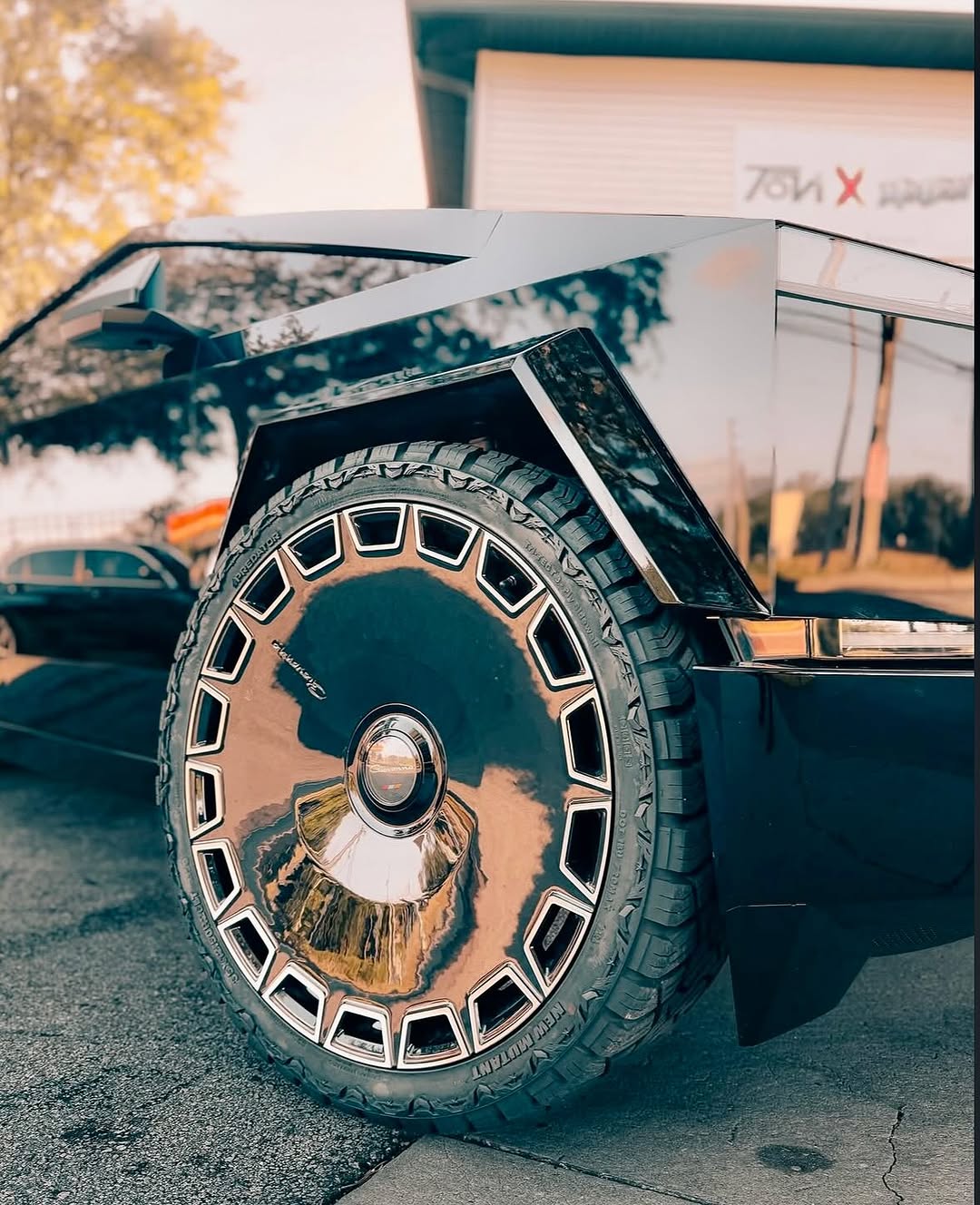 高光泽黑色塞伯特式🔥🔥🔥🔥

<关注我们所有塞伯特式内容>
#CyberTruck #TeslaCyberTruck #Tesla #CyberTruckOnly #EV #BEV #PickUpTruck #Truck @motionautostudio @teslacybert