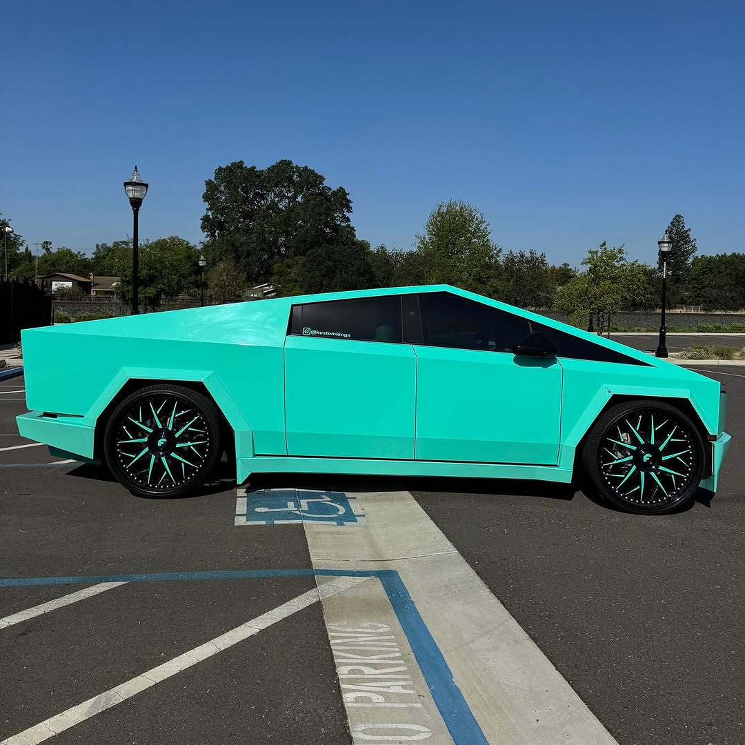 #CyberTruck 在 #Forgiato @wheels 由 @kustomkings @forgiato