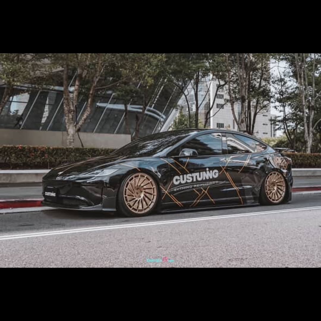 星期一节目：@custuningevtuner @teslaclubofamerica