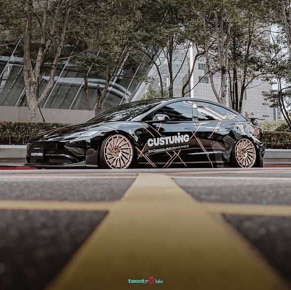 星期一节目：@custuningevtuner @teslaclubofamerica