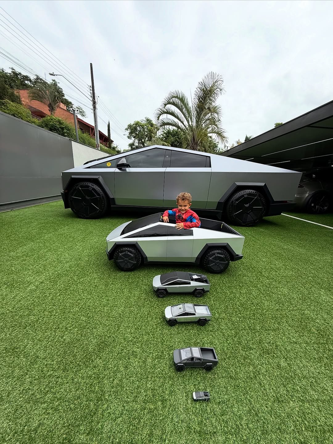 必须全部抓住 @teslamotors