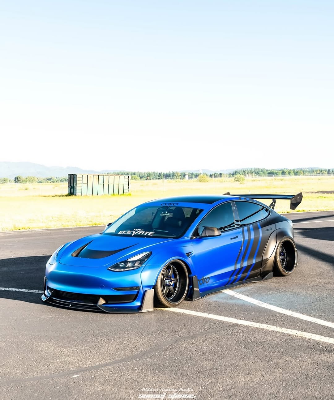 翼翼三明治 🚗 @m3_titanium 🏡 WA 📸 @hidden_realms_media @teslaclubofamerica