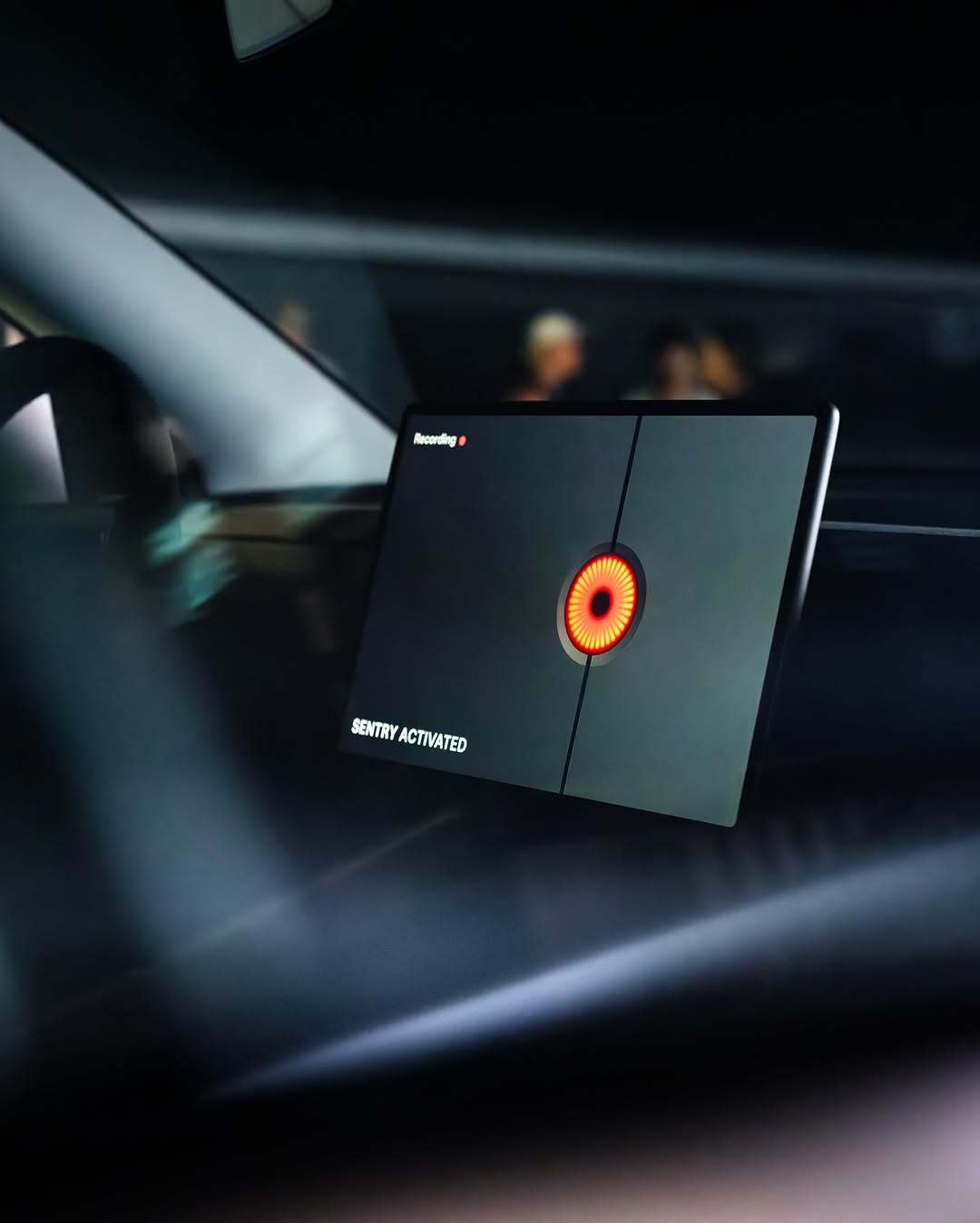 Model Y标准版和Model 3标准版——我们最实惠的车型 超低拥有成本,专为安全设计,并配备您喜爱的所有特斯拉功能 – 续航里程达321英里 – 极高的效率,带您去更远的地方并为您节省费用 – 维护需求极少 – 在您的主动监督下可实现自动驾驶 包含以下内容: – 15.4英寸中央触摸屏上的娱乐功能(Tesla Theater支持流媒体平台,Tesla Arcade支持视频游戏) – 集成@Grok人工智能 – 方便与安全功能(哨兵模式/狗模式/露营模式,行程规划器,座舱过热保护) – Tesla应用(手机钥匙,预调节,哨兵实时摄像头视图等) – 加热前排座椅——双色调,配有织物和植物皮革材质 + 加热方向盘 – 全球70,000多个超级充电站的访问权限 ……还有更多。在Tesla.com上查看全部内容 @teslamotors