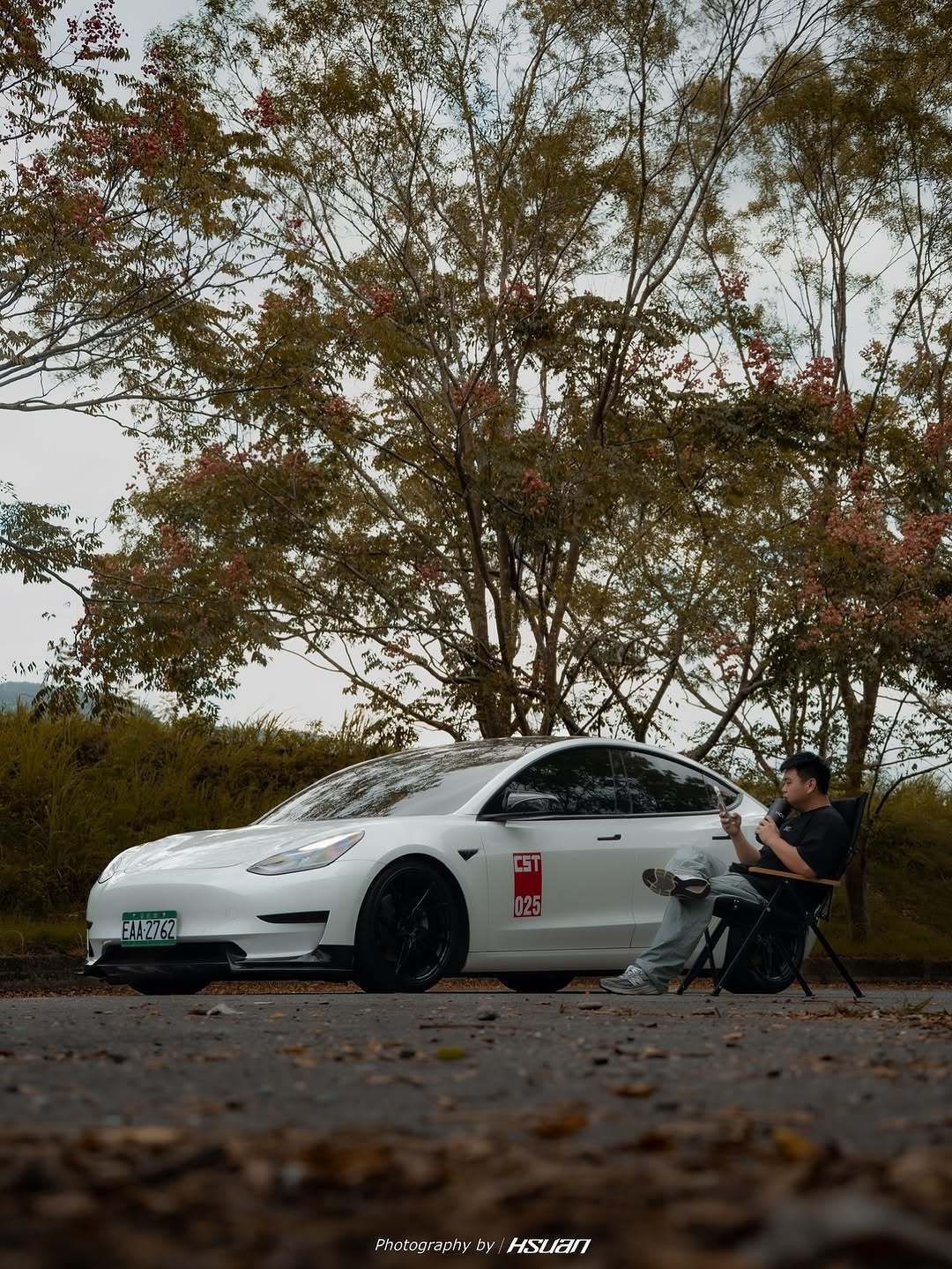 谢谢🙏 最强大的副手,总是出力 还把我拍那么瘦 平日下午最佳伙伴🤣 📷:@hsuan0803_ #HCC #花蓮青年會攝 #extremist #extremist_club #花蓮景點 #花蓮秘境 #tesla #teslamodel3 #靜態攝影 #動態攝影 #teslaclubofamerica @just20240811