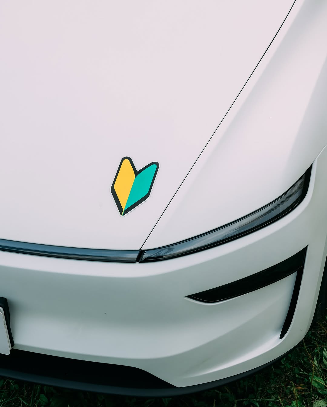 【FAMCAR SNAP】 NO.018：户崎家族 爸爸：40多岁（公司董事） 妈妈：40多岁 长男：7岁 次女：4岁 Model Y #famcarclub #teslamodely #modely #mytesla #teslaowners #teslagram #teslalife #drivetesla #teslacommunity #teslalove #electricvehicle #evlife #futureofdriving #テスラ #モデルY #テスラModel Y #EVカー #ファミリーカー #キッズファッション #キッズスタイル #ママコーデ #ママコーデ时尚 #子供のいる暮らし #親子スナップ #ママファッション #男の子コーデ #女の子コーデ #親子ファッション #家族コーデ #家族コーデ #親子リンクコーデ @famcar_club