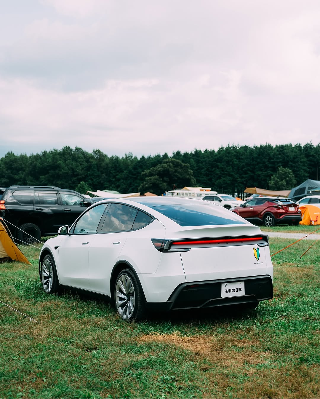 【FAMCAR SNAP】 NO.018：户崎家族 爸爸：40多岁（公司董事） 妈妈：40多岁 长男：7岁 次女：4岁 Model Y #famcarclub #teslamodely #modely