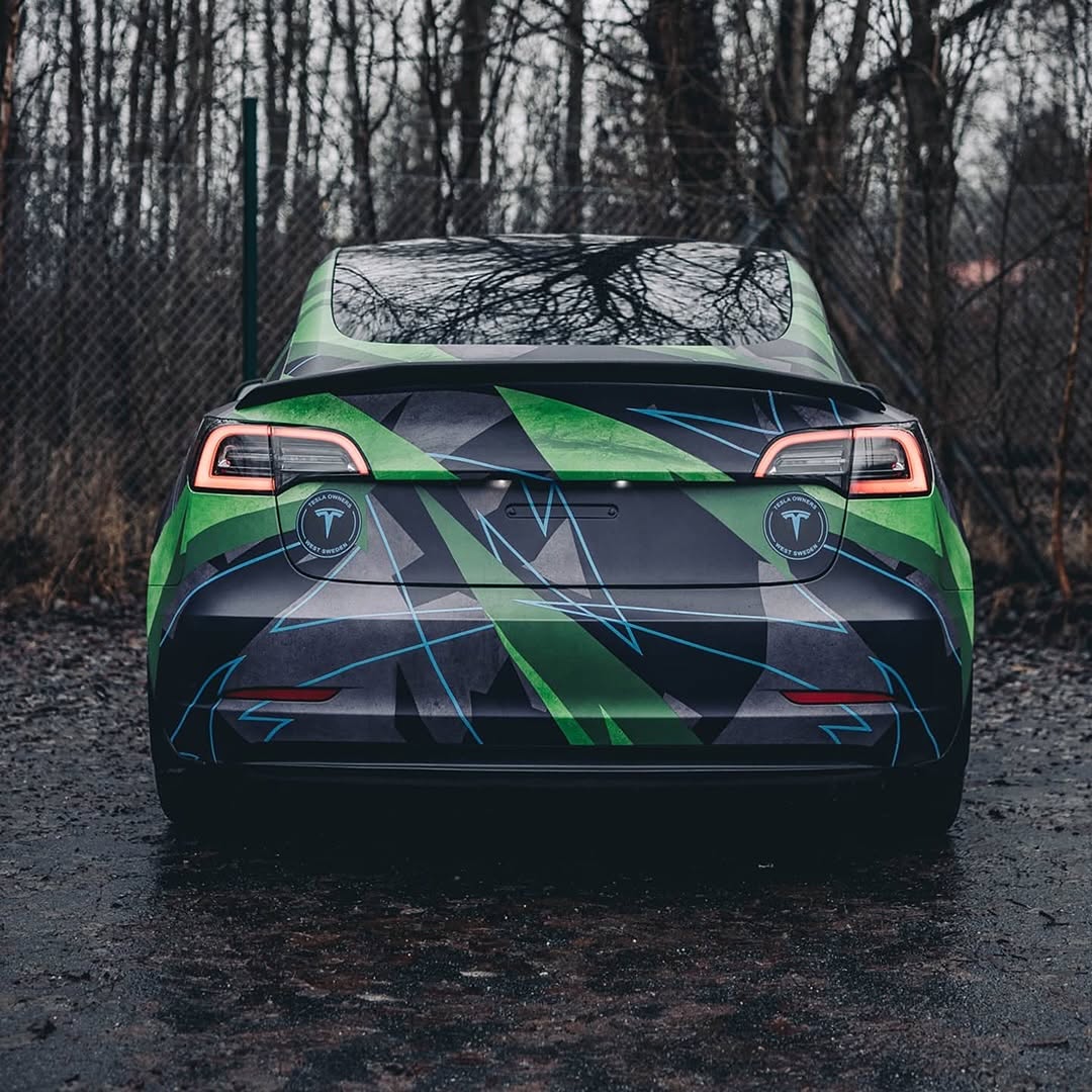 👉🏼 橙色乌龟 “乌龟在哪？” 🐢 别问我——你这辆汽车肯定不会因为这个疯狂的贴膜而变慢。 😂😅 @wrapstock