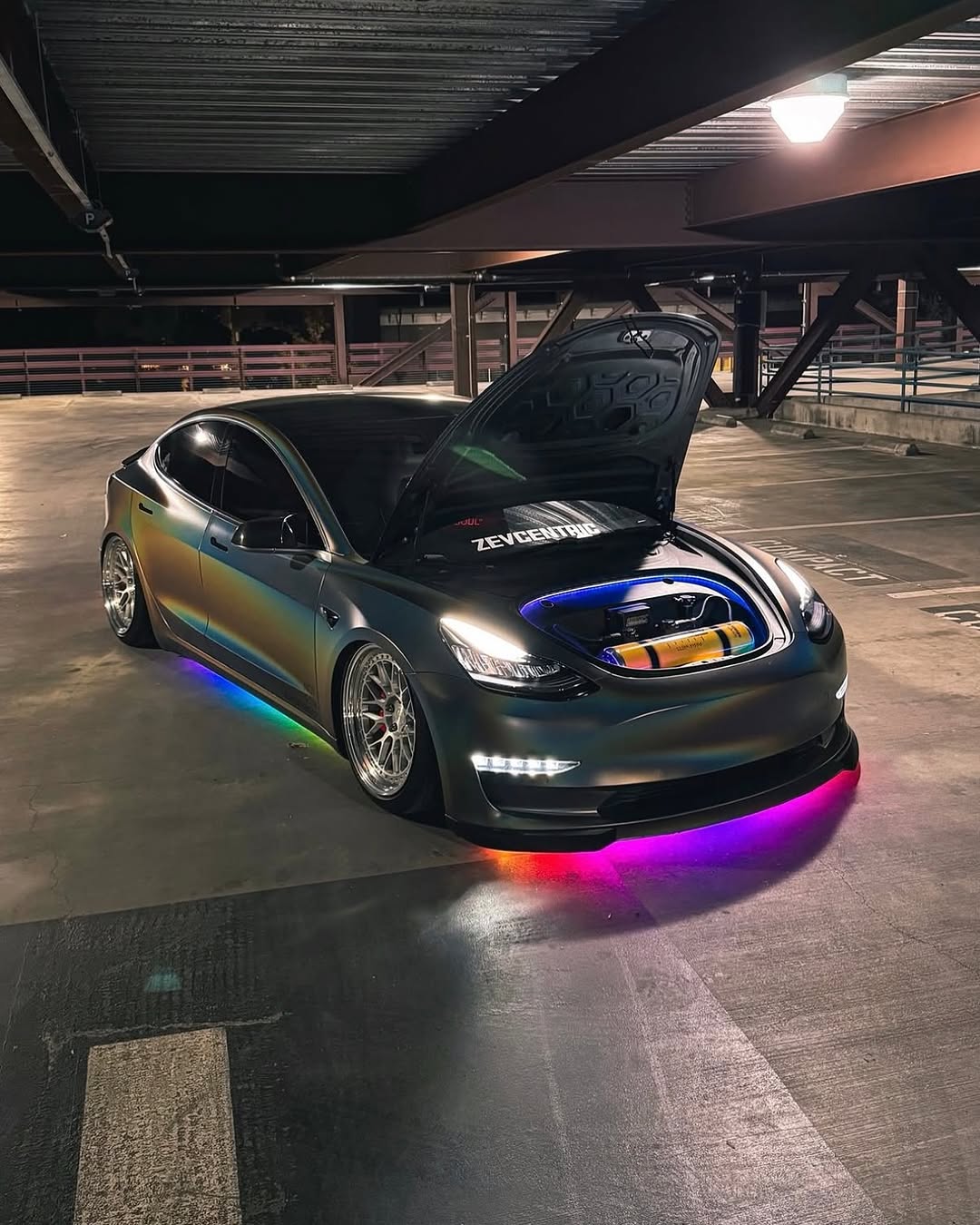 今天星期几？ 🚗 @m3p_gio 🏠 加州 @teslaclubofamerica