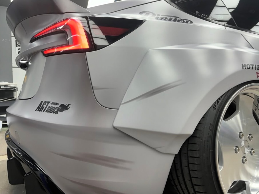 周一节目：自由步行 🚗 @_ren.chen 🏡 TW 📸 @gd_230 @teslaclubofamerica