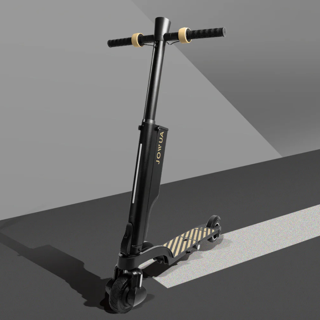 折叠电动滑板车