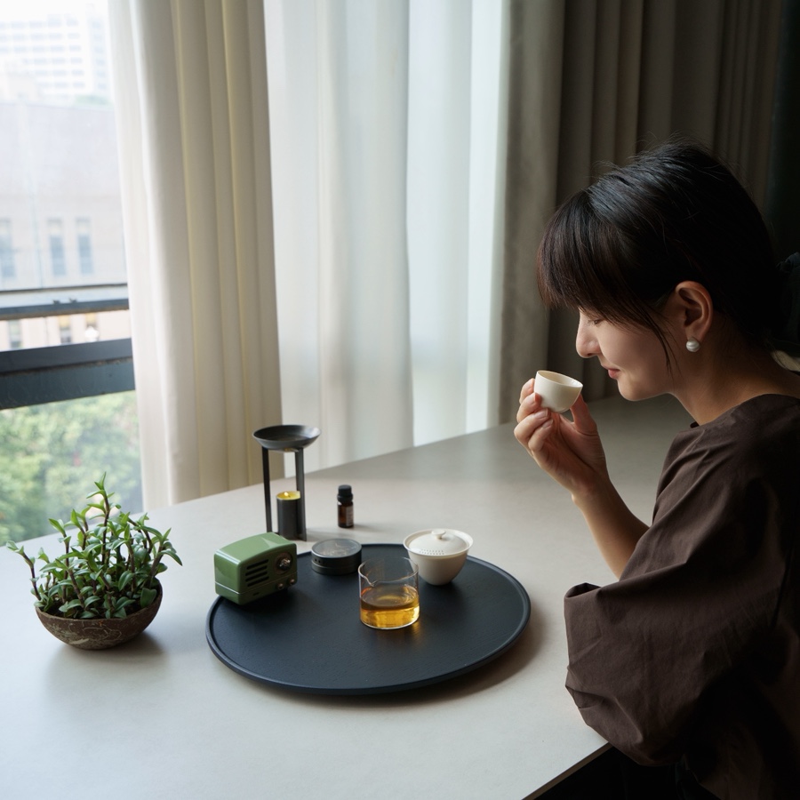 办公一角/喝出松弛感

好好喝茶，就是给忙碌生活最温柔的缓冲



 #特斯拉车主日记  #喝茶