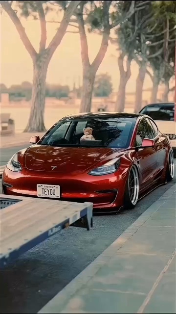 帅是一种感觉，每一帧都是壁纸