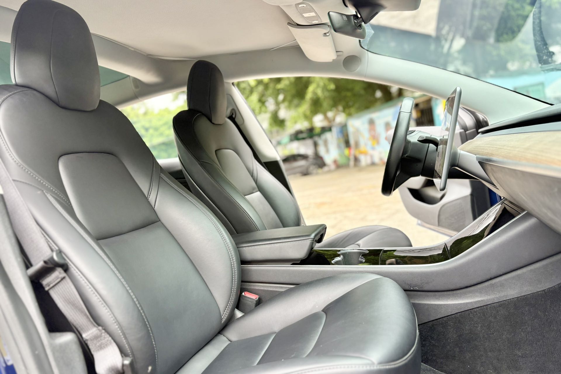 19款model3P版，国内第一代进口3P，十万公里里程依然可以轻松实现续航430