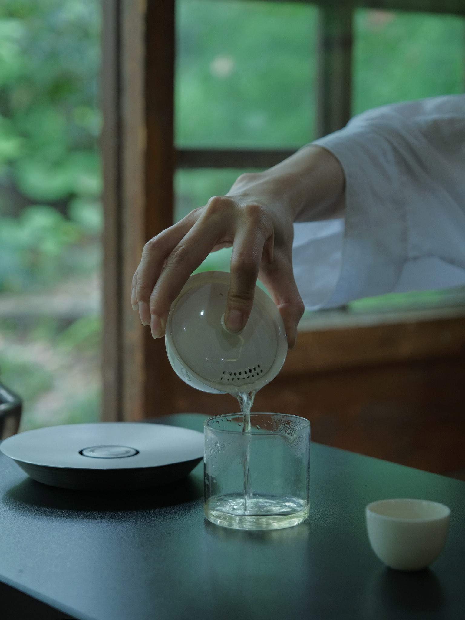 相行随遇——初夏时刻
被困在雨天的茶博馆，在清茶坊 熟悉的茶具+店家的明前龙井 
安静 自在 美好
一路相伴 一生相行
@小红书 
造 物 印 象 


#旅行出差好物分享 #特斯拉周边好物 #特斯拉车主日记 #喝茶