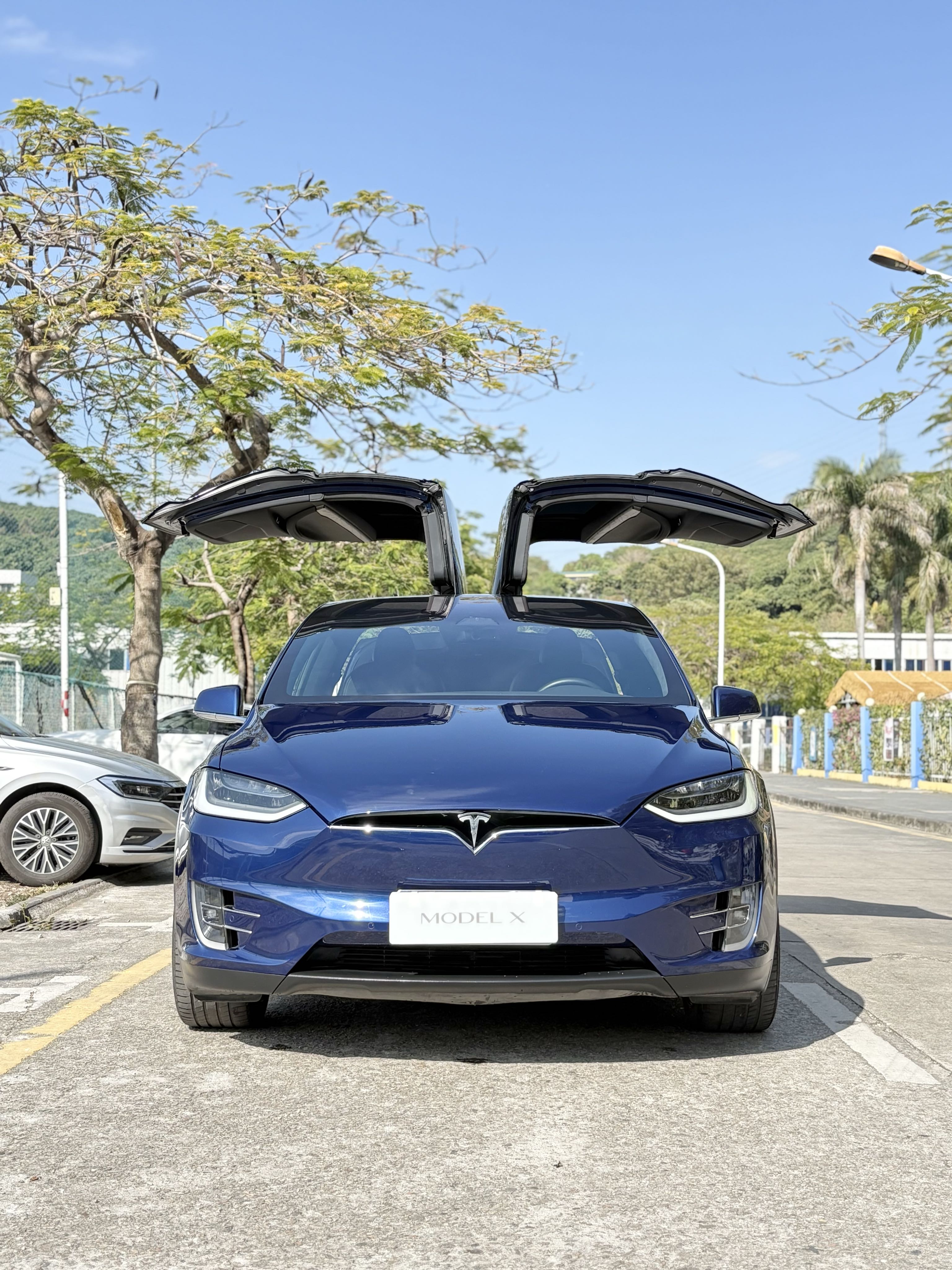 续航500公里+的2020款Model X长续航升级版