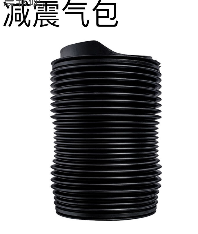 特斯拉model 3、model Y 底盘悬挂主观评价

悬架阻尼减振器的阻尼力调的非常强。相对来说，前悬架的压缩行程尤其的硬。比如在慢速驶过一根减速带，或者是驶过一段小的路面台阶的时候，是几乎感受不到悬架压缩方的缓冲的。那种轮子落地后，车头瞬间下沉一下的那个动作，几乎是感觉很难受的，悬架硬邦邦的。这套CDC动态可变悬架系统改变不同驾驶体验……^_^