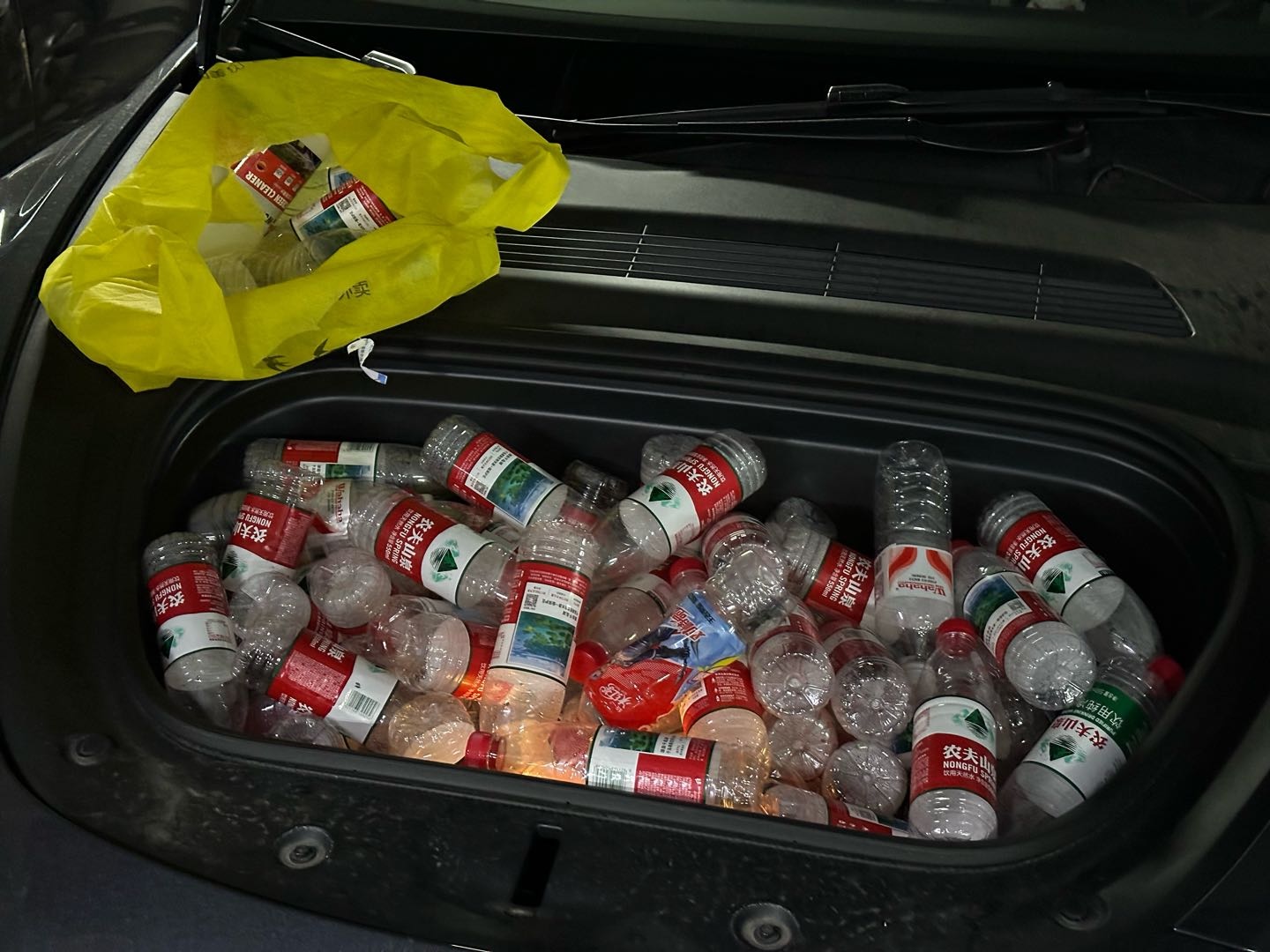 特斯拉前备箱的妙用#前备箱 #特斯拉Y的变现