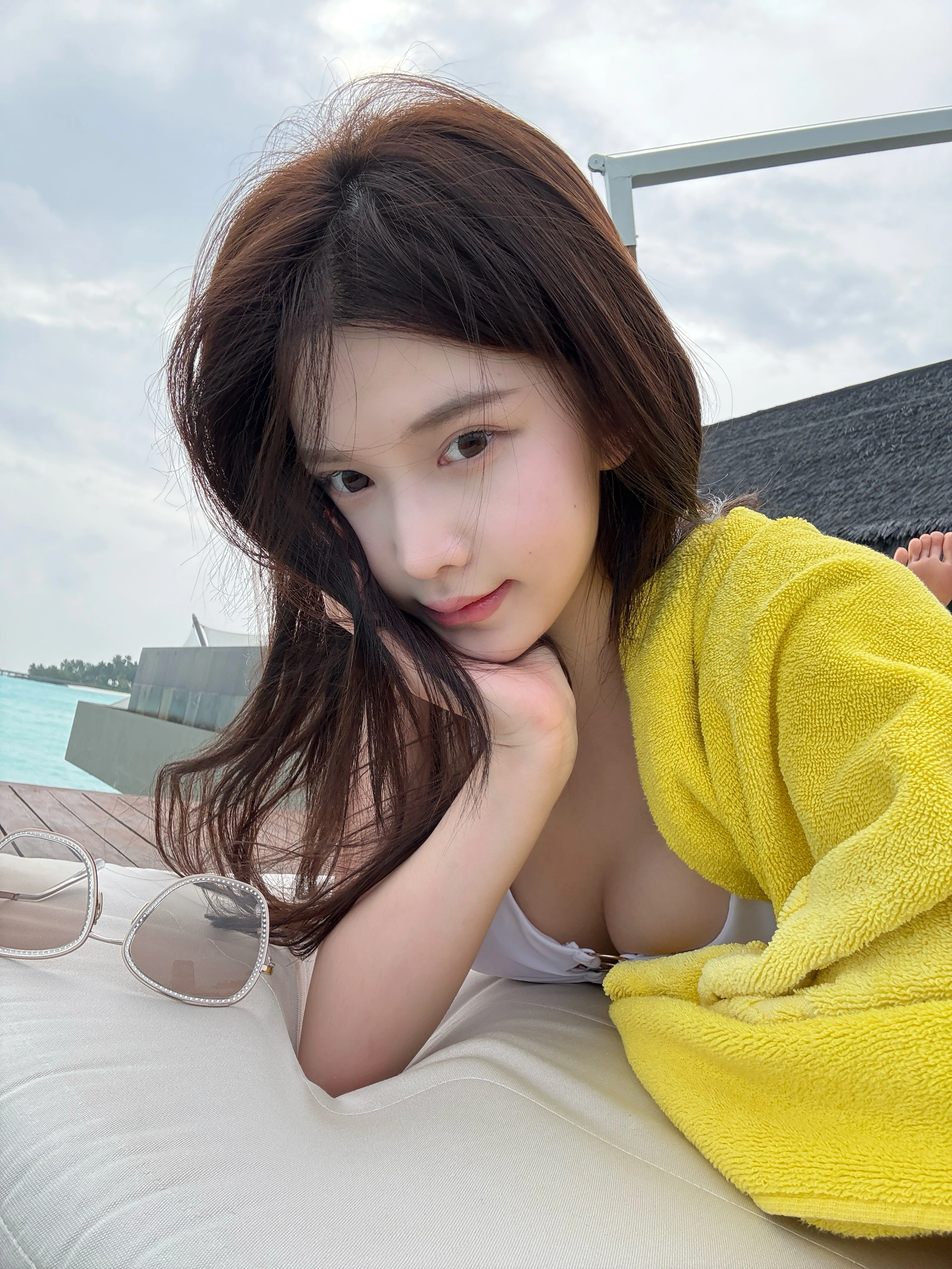 🇸🇬14图 和家人团团圆圆 去了好几个小岛 有点累但很幸福 卡在放假的最后一天回学校了
新年快乐🥂#日常plog #新年 #幸福的具像化 @猪猪Cris