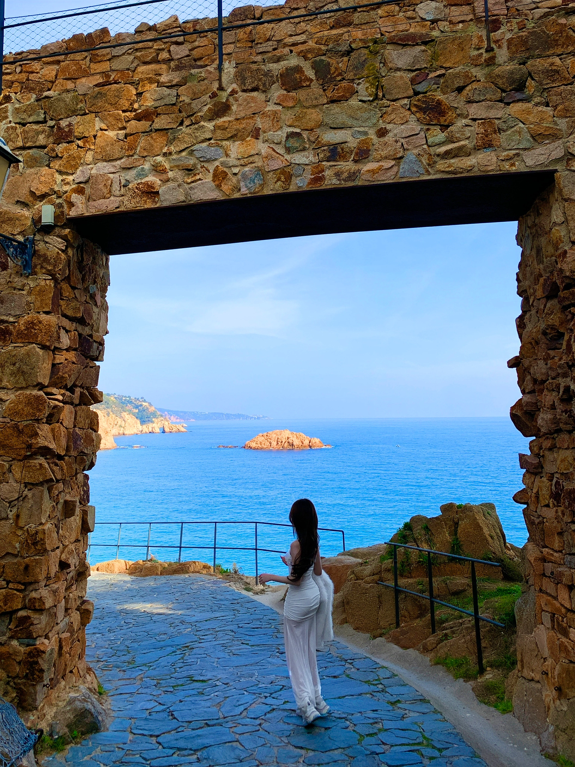 Barcelona-tossa🩵🐚🪥𓇼 #巴塞罗那 #tossa小镇 @松鱼