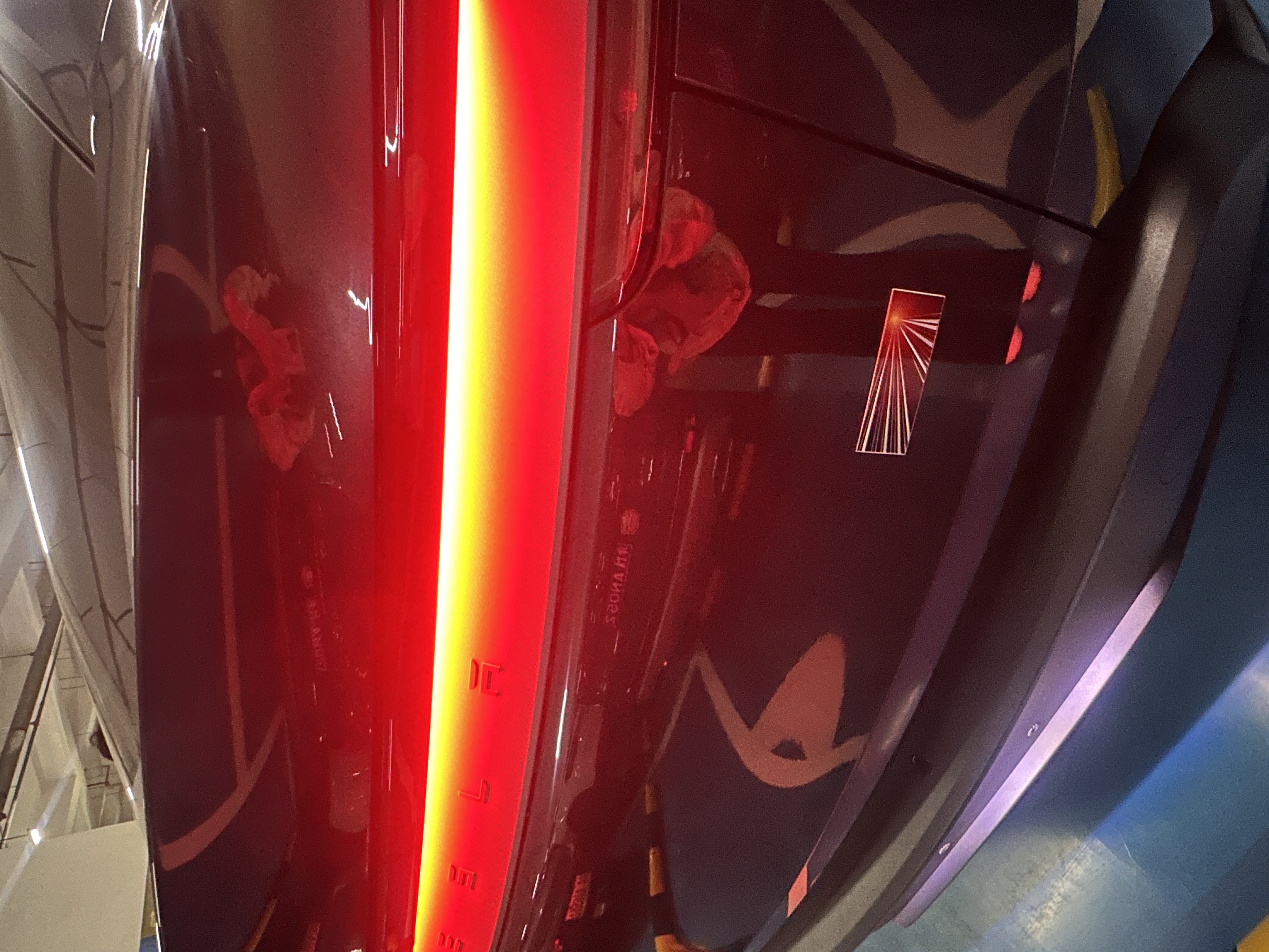 新款特斯拉y已提 喜提大玩具嘻嘻
哇，特斯拉啊！那可是科技与环保的完美结合！愿它带你领略未来出行的魅力，一路畅通无阻，享受绿色出行的乐趣！
愿它为我遮风挡雨，带我驰骋千里，平安顺遂，幸福满满！
新车新气象，一路向前闯，安全又顺畅，幸福不打烊！
#特别心动的车 #电动车首选 #一元超充真香# 焕新ModelY有多好开#津彩纷呈特斯拉 @心碎小熊_