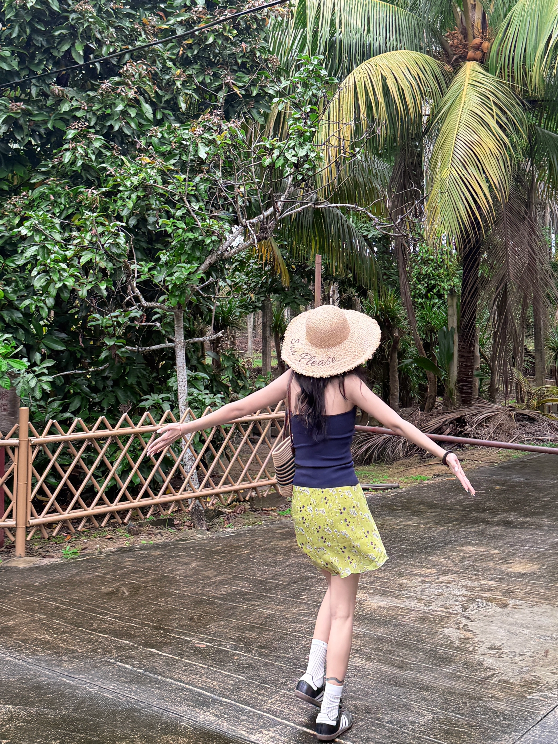 Sea Moments | 海南 #海边拍照 #旅行 #海南 #万宁 #ootd @門子