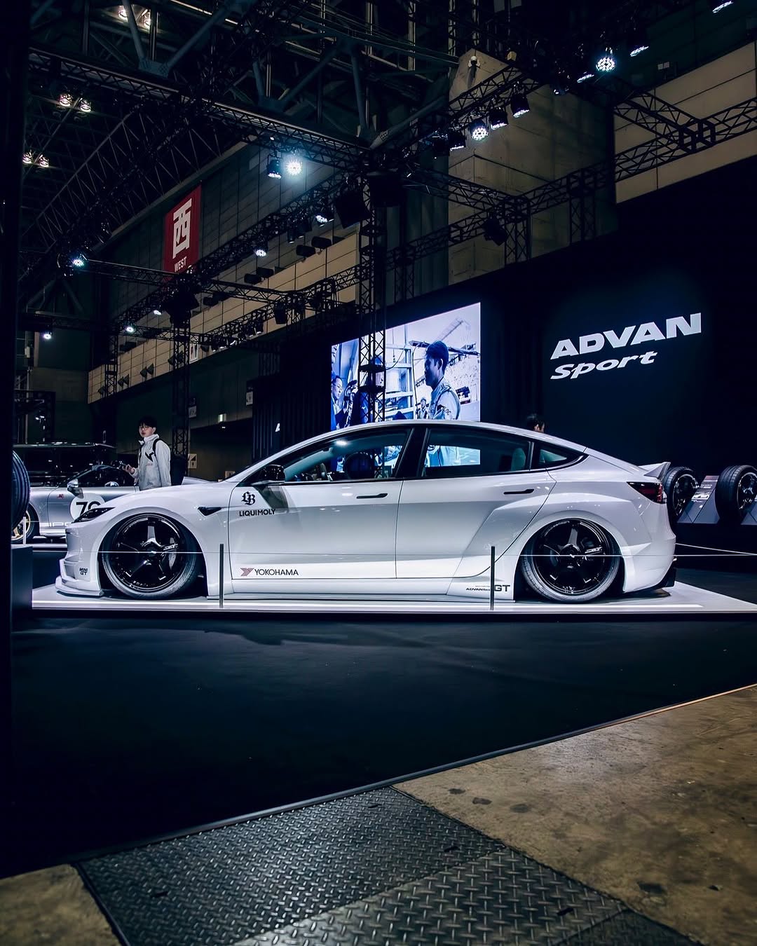 电车颜值天花板 LB Model3 LIBERTY WALK®︎
LB E WORKS TESLA Model 3
#这车有点帅 #既然跑不快不如玩姿态 #玩酷改装季 #改装车文化 #玩车是一种态度 #姿态无可挑剔 #改装车 #玩转汽车改装 #特斯拉 #新能源汽车 @1inter🦄