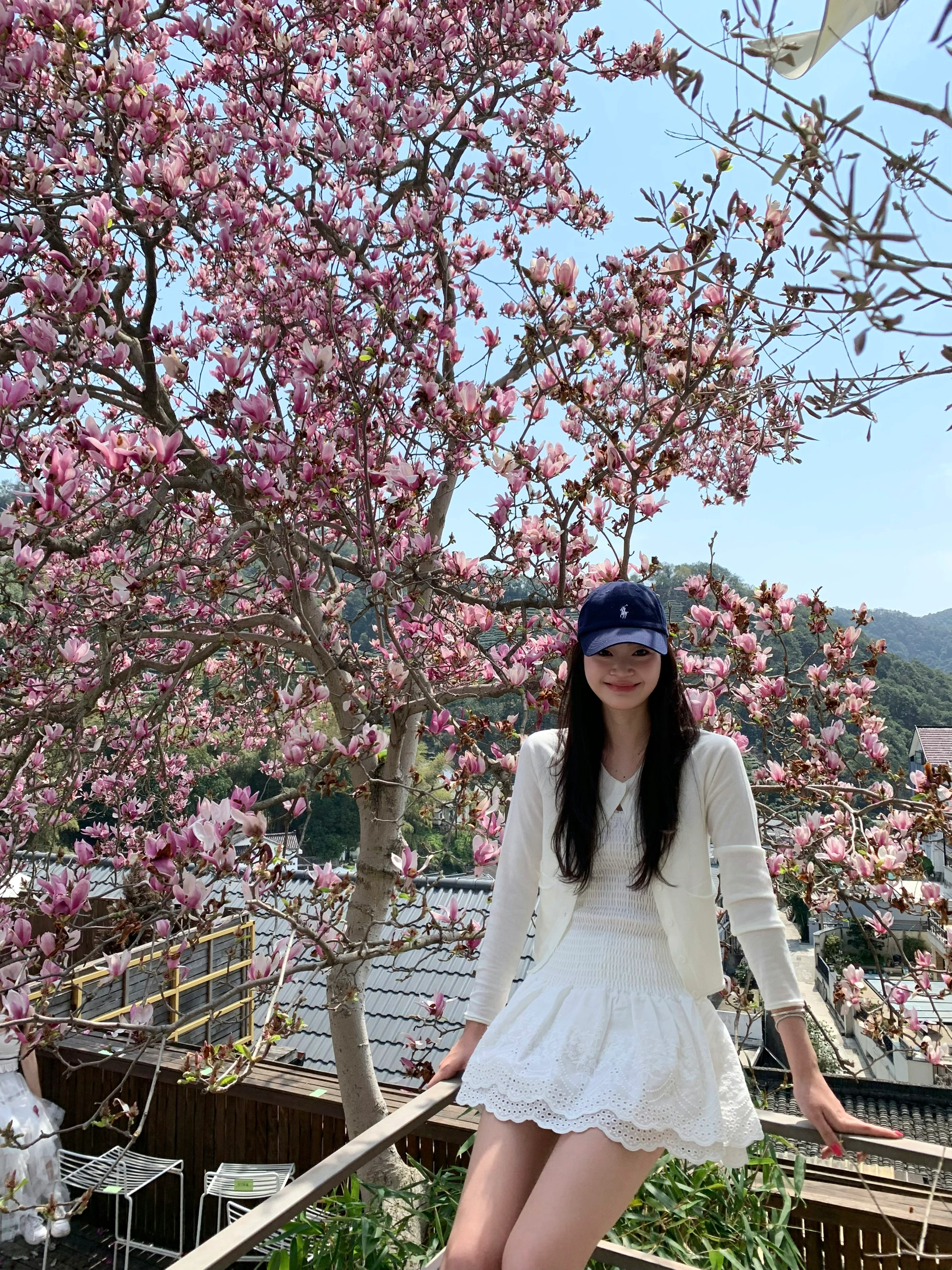 𝐒𝐩𝐫𝐢𝐧𝐠 𝐃𝐚𝐲 🕊️ 春日上山淋场花瓣雨 @瘦肉丸