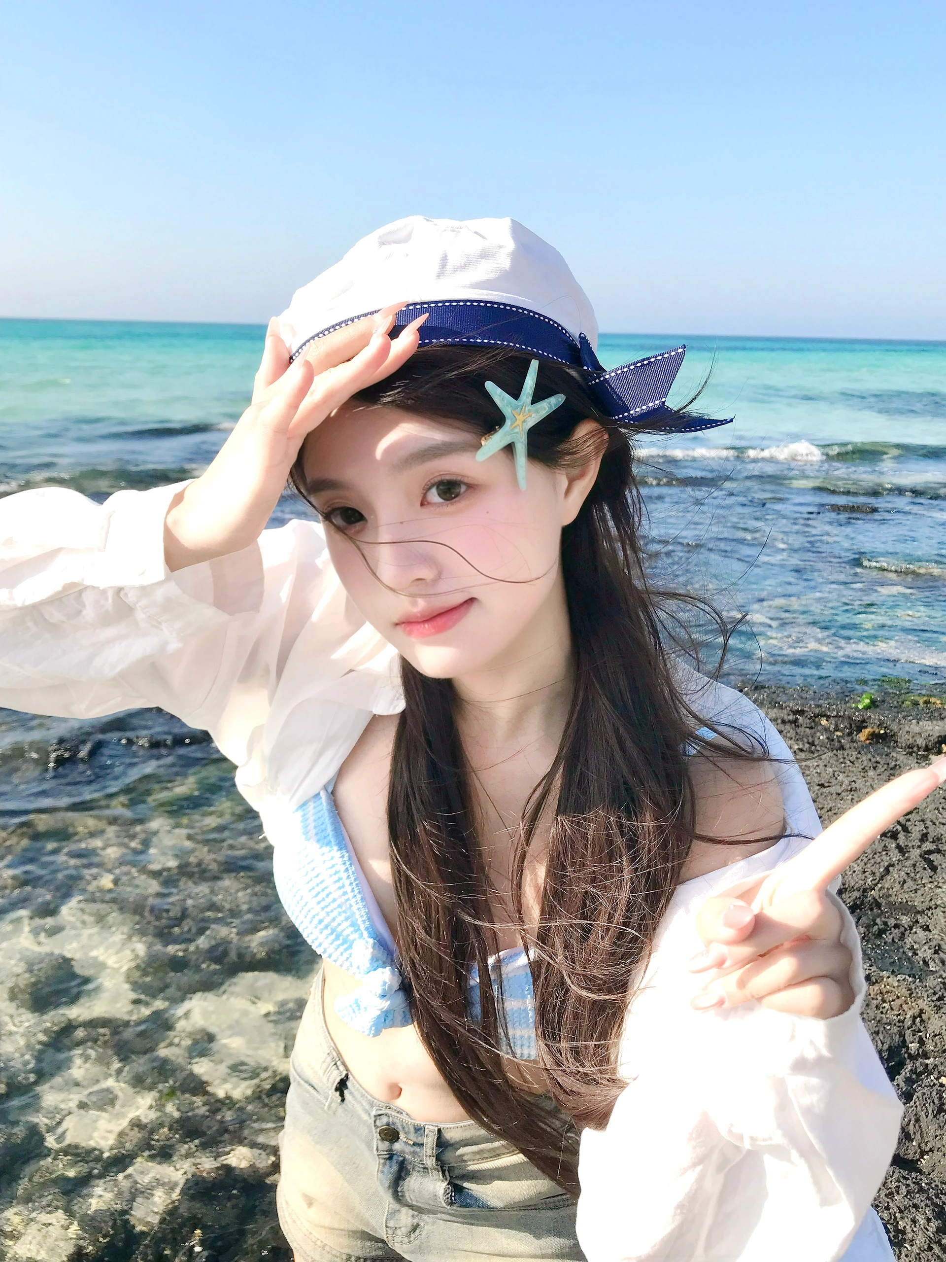 🐚𝘏𝘦𝘢 ~ 𝘑𝘦𝘫𝘶 又来济州岛的果冻海啦～
#我的日常 #拍照姿势 #济州岛 #济州岛拍照 #海边拍照姿势 @壮壮的小口袋里