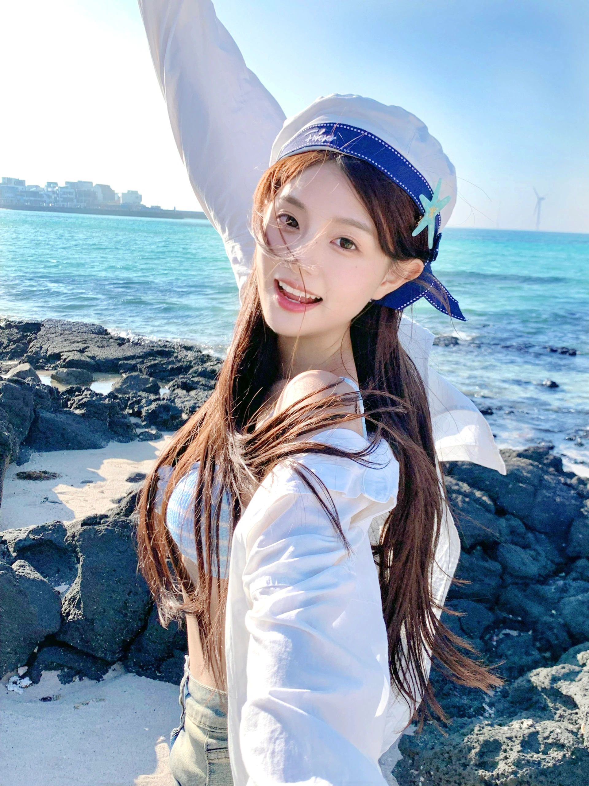 🐚𝘏𝘦𝘢 ~ 𝘑𝘦𝘫𝘶 又来济州岛的果冻海啦～
#我的日常 #拍照姿势 #济州岛 #济州岛拍照 #海边拍照姿势 @壮壮的小口袋里