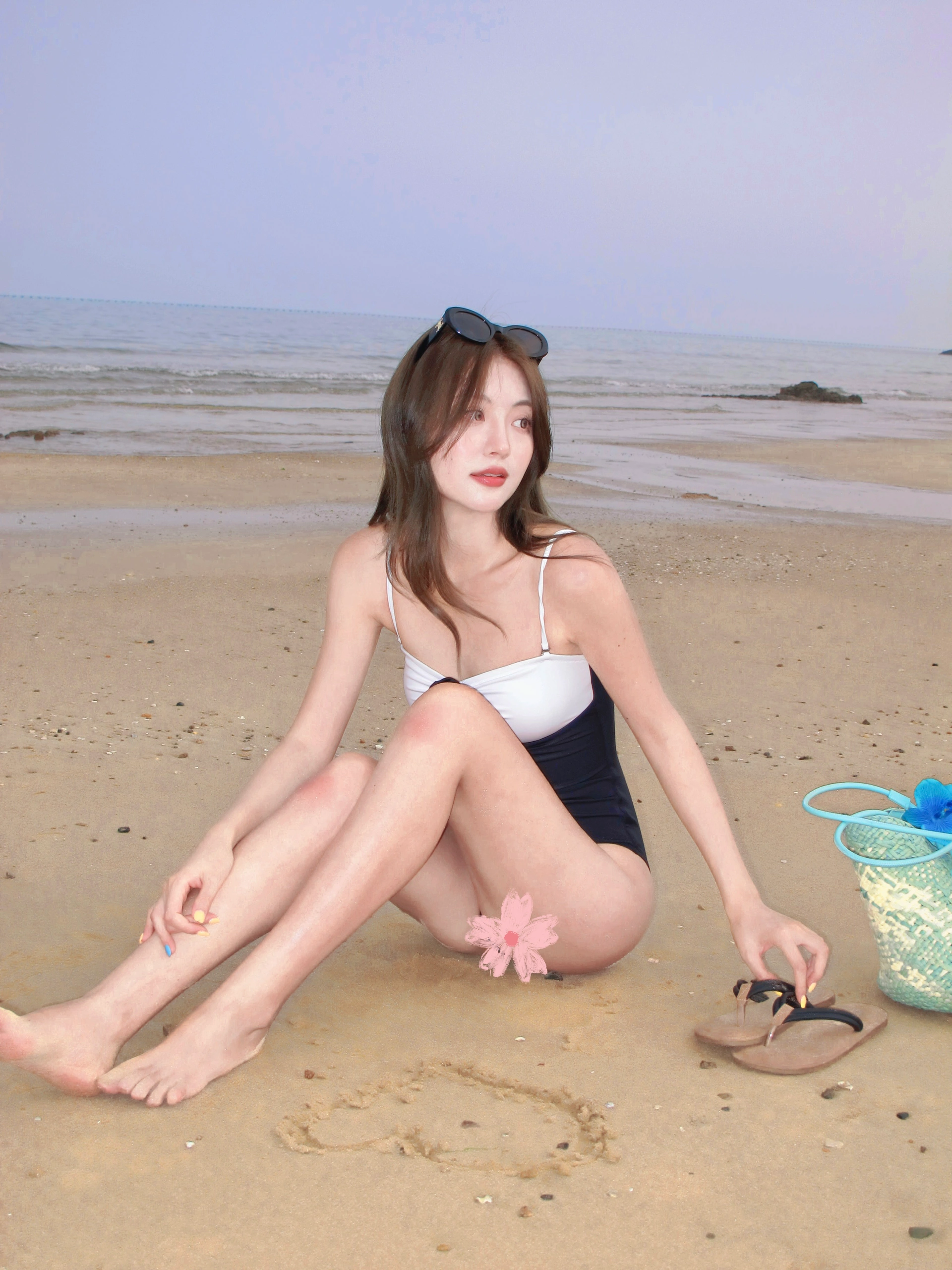 小麦色精灵🧚 回北方真舒服
越来越喜欢我的小麦色了
#来拍照了 #美是一种感觉 #好喜欢我的肤色 #我的美独一份 #小红书春日特派员 #海滩 #海边拍照 @暴躁妹妹