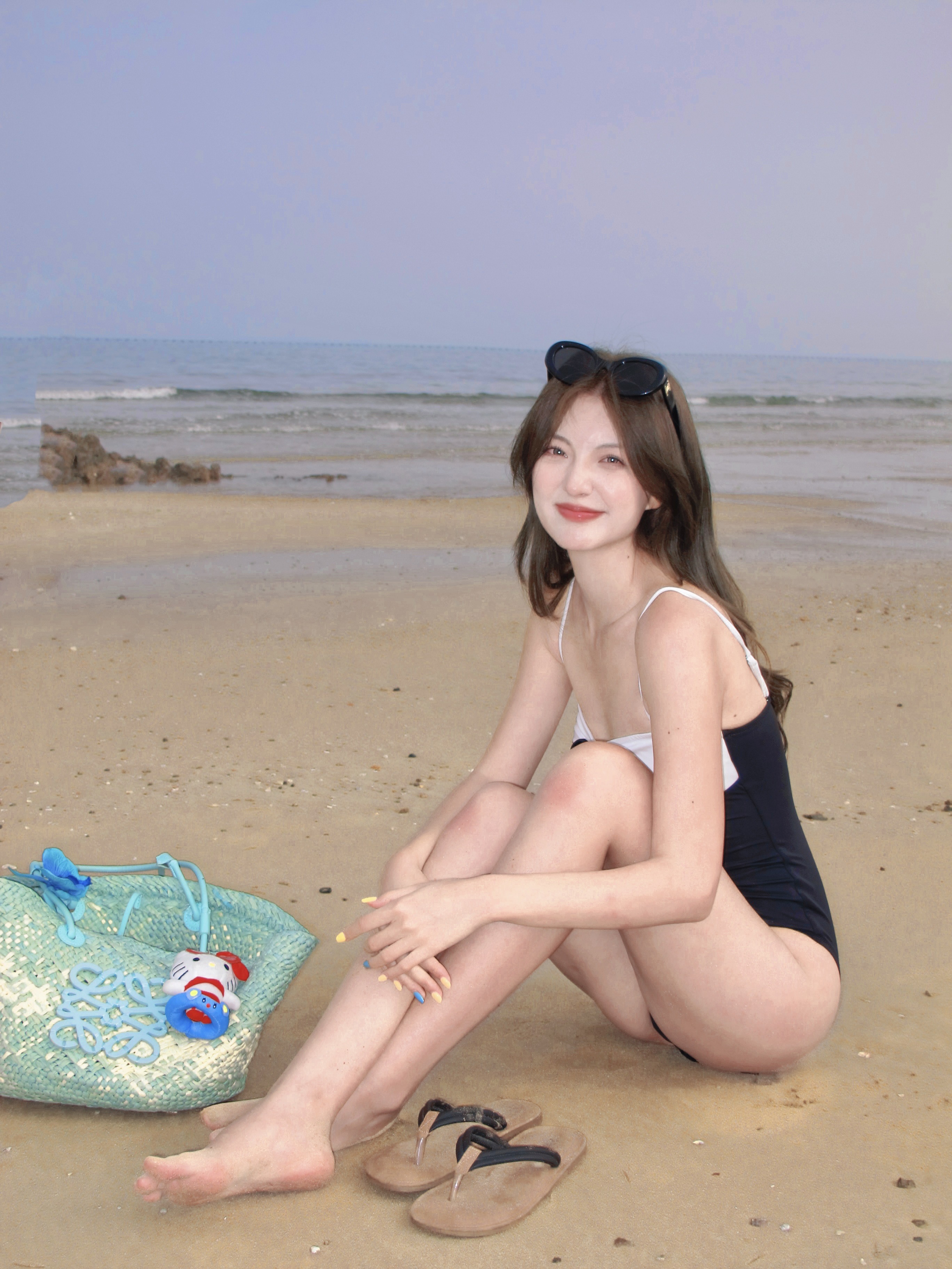 小麦色精灵🧚 回北方真舒服
越来越喜欢我的小麦色了
#来拍照了 #美是一种感觉 #好喜欢我的肤色 #我的美独一份 #小红书春日特派员 #海滩 #海边拍照 @暴躁妹妹