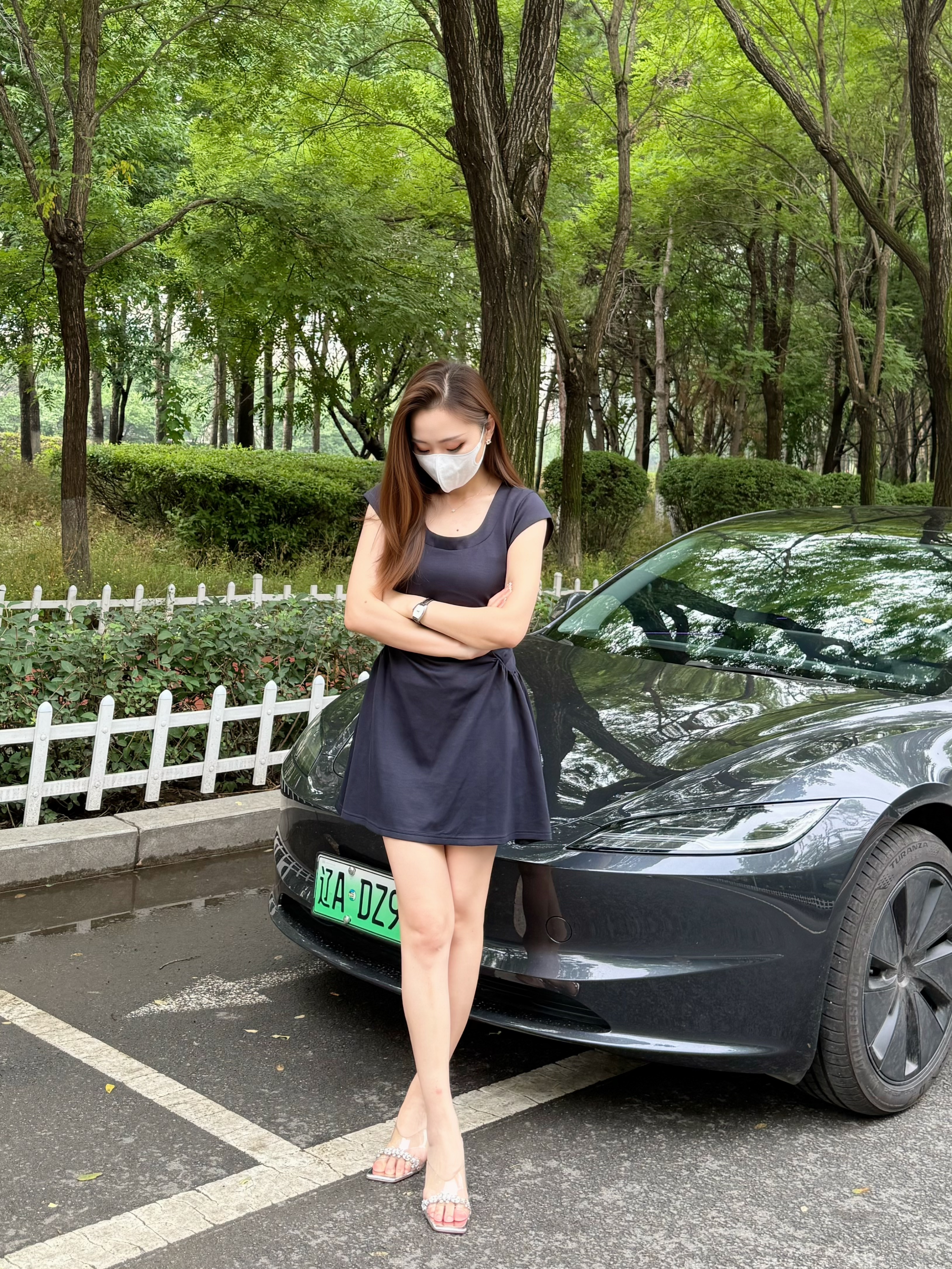 特斯拉｜运动是快乐的催化剂！ #今天开车穿什么 #特斯拉焕新3 #随时随地充满女子力 #运动的快乐没有门槛 #运动是治愈生活的良药 #运动女孩 #女生运动起来有多酷 #体制内穿搭 #通勤穿搭 @hw9994